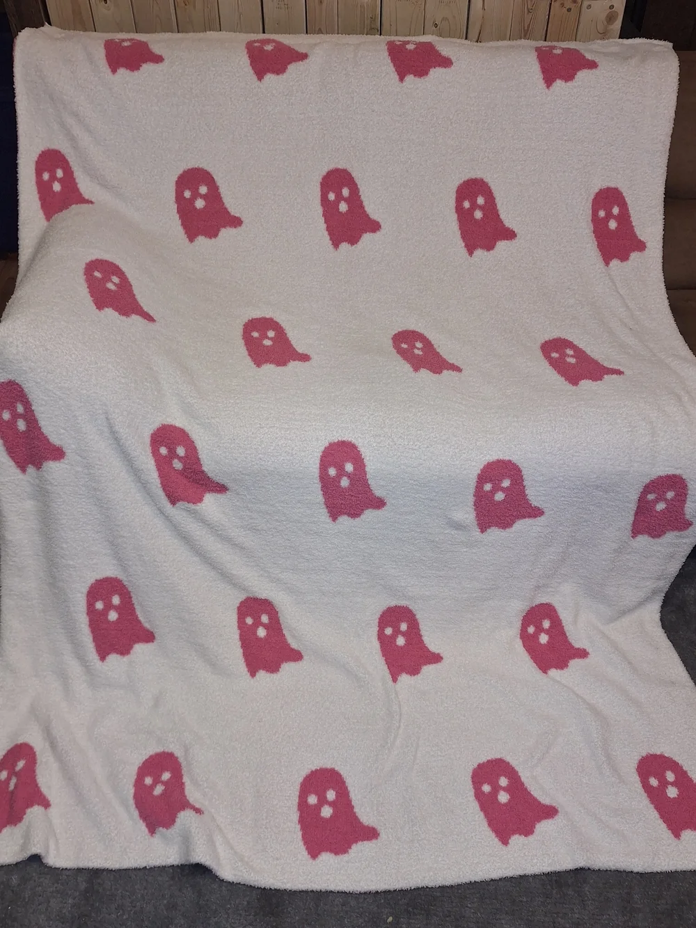 EUC Pastel Halloween Bundle! Reversible Pink Ghost Blanket & Groovy Pillow